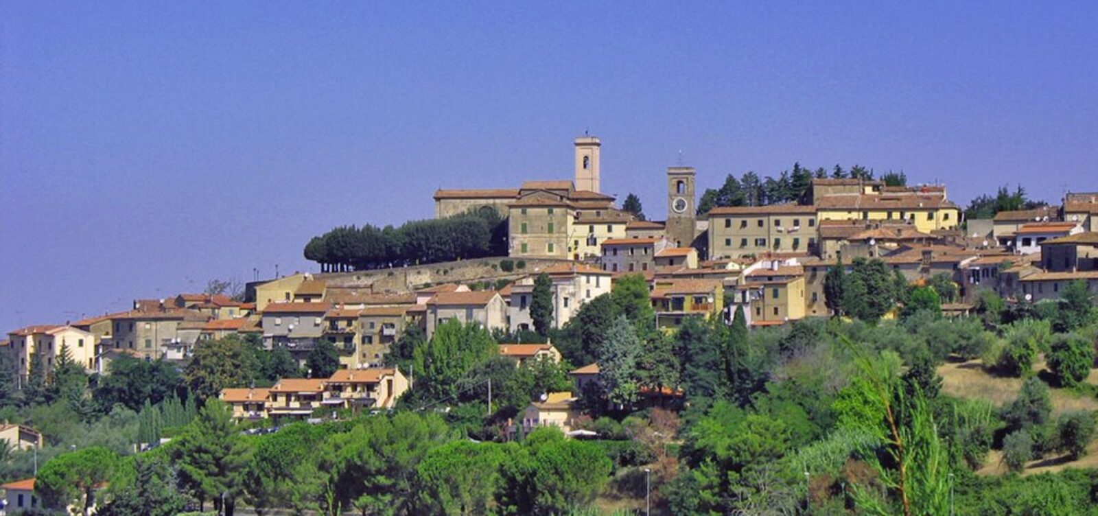 Montescudaio, borgo toscano